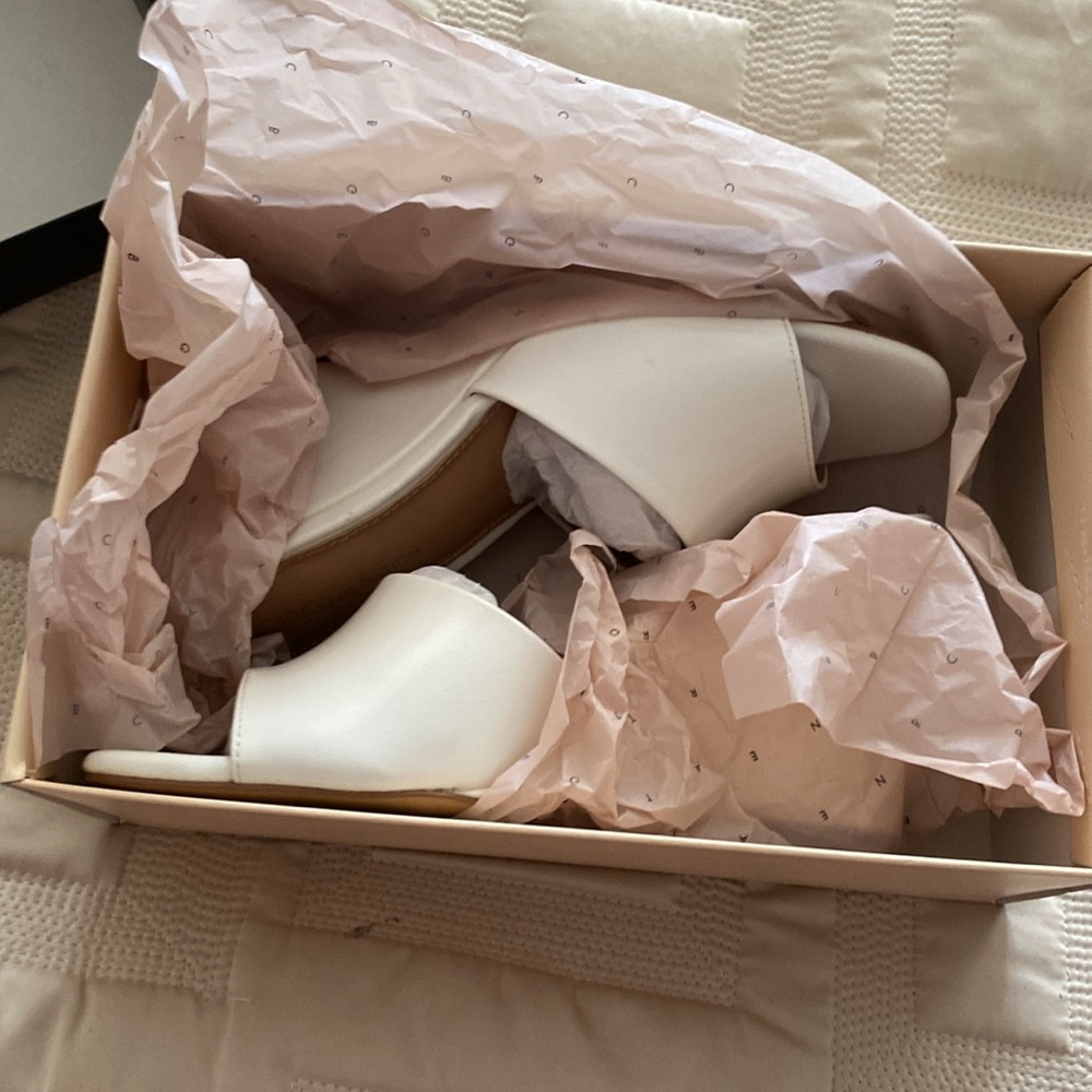 BCBGeneration White Wedge Slip-On Shoes - Picture 5 of 5